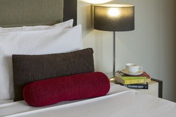 The Swanston Hotel Melbourne Grand Mercure - Mackay Tourism 6