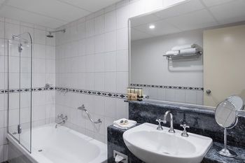 The Swanston Hotel Melbourne Grand Mercure - Mackay Tourism 17