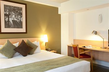 Crossley Hotel Melbourne - Mackay Tourism 3