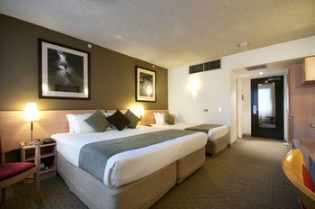 Crossley Hotel Melbourne - Mackay Tourism 16