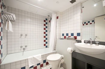 Crossley Hotel Melbourne - Mackay Tourism 22