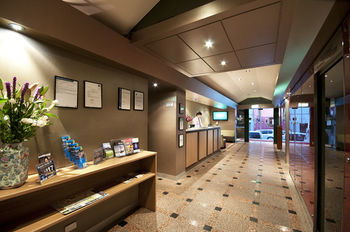 Crossley Hotel Melbourne - Mackay Tourism 24
