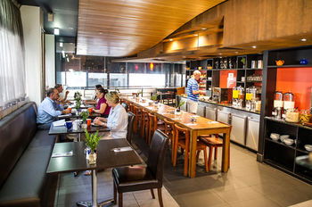 Crossley Hotel Melbourne - Mackay Tourism 29