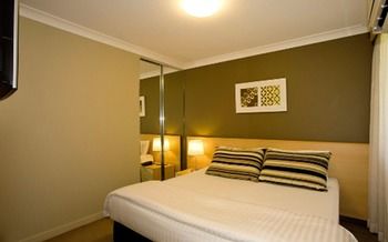 Adina Apartment Hotel Coogee - Mackay Tourism 7