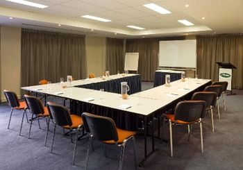 Adina Apartment Hotel Coogee - Mackay Tourism 19