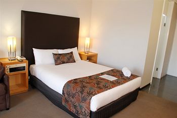 Sandown Regency - Mackay Tourism 0