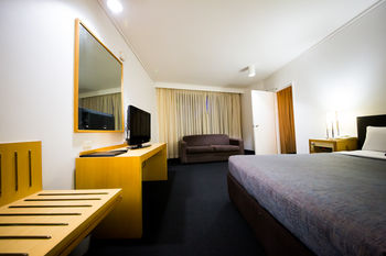 Sandown Regency - Mackay Tourism 15