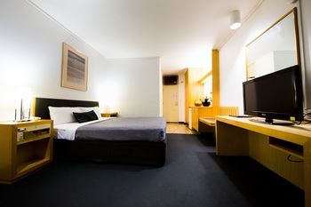 Sandown Regency - Mackay Tourism 16