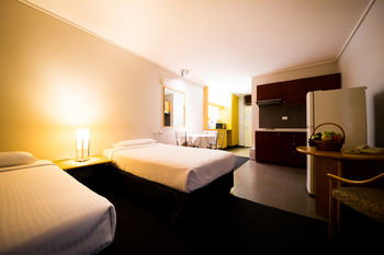 Sandown Regency - Mackay Tourism 18
