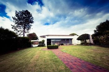 Sandown Regency - Mackay Tourism 36