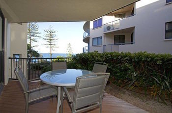 Beach Retreat Coolum - Mackay Tourism 0
