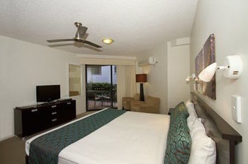 Beach Retreat Coolum - Mackay Tourism 24