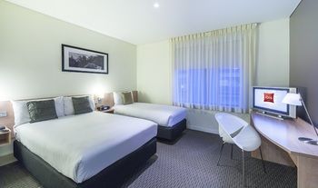 Ibis Melbourne Hotel And Apartments - Mackay Tourism 8