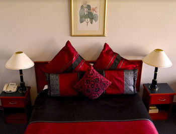 Estate Tuscany - Mackay Tourism 10