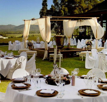 Estate Tuscany - Mackay Tourism 16