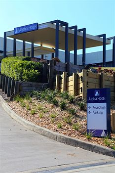 Alpha Hotel Eastern Creek - Mackay Tourism 6