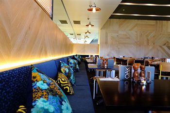 Alpha Hotel Eastern Creek - Mackay Tourism 10