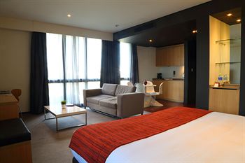 Alpha Hotel Eastern Creek - Mackay Tourism 15