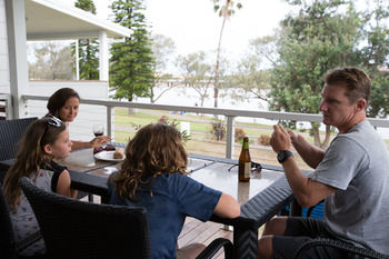 Sydney Lakeside Holiday Park - Mackay Tourism 30