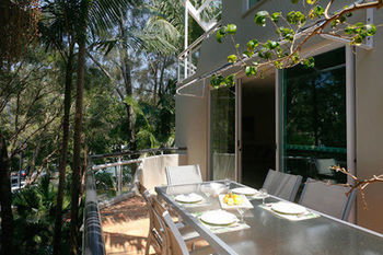 The Emerald Resort Noosa - Mackay Tourism 0