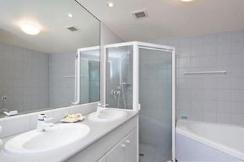 The Emerald Resort Noosa - Mackay Tourism 5