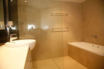 The Emerald Resort Noosa - Mackay Tourism 33
