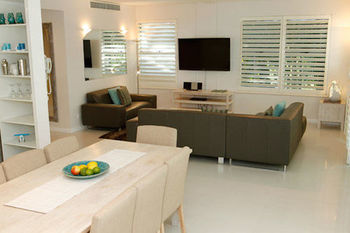 The Emerald Resort Noosa - Mackay Tourism 64