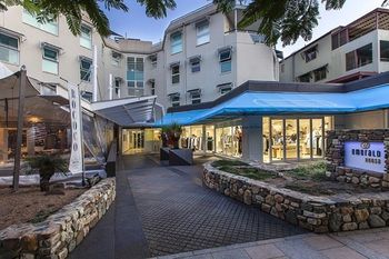 The Emerald Resort Noosa - Mackay Tourism 70
