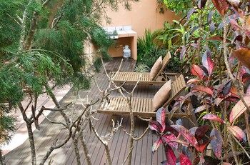 L'Auberge Noosa - Mackay Tourism 27
