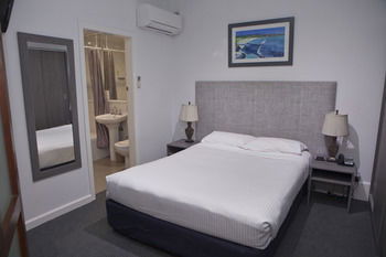 The Savoy Double Bay Hotel - Mackay Tourism 2