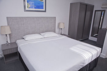 The Savoy Double Bay Hotel - Mackay Tourism 12