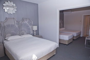 The Savoy Double Bay Hotel - Mackay Tourism 15