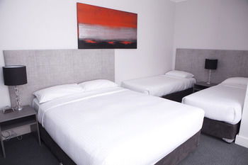 The Savoy Double Bay Hotel - Mackay Tourism 16