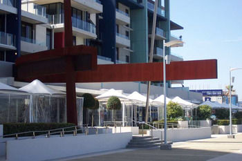 AKOM Docklands - Mackay Tourism 3