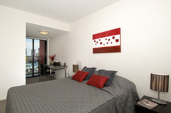 AKOM Docklands - Mackay Tourism 12