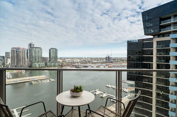 AKOM Docklands - Mackay Tourism 41