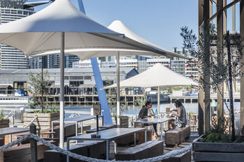 AKOM Docklands - Mackay Tourism 50
