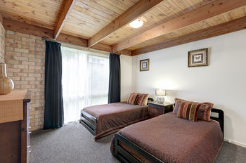 Bungunyah Apartments - Mackay Tourism 26