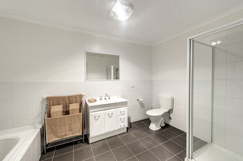 Bungunyah Apartments - Mackay Tourism 43