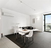 Docklands Private Collection of Apartments - Digital Harbour - Mackay Tourism