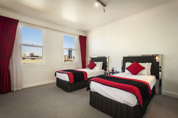 Carlton Clocktower Apartments - Mackay Tourism 6