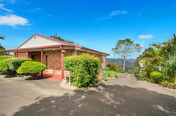 Artisan Spa Views - Mackay Tourism 13