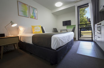 City Edge North Melbourne - Mackay Tourism 16