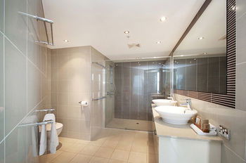 Aqua Vista Resort - Mackay Tourism 11