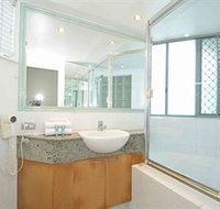 Malibu Mooloolaba - Mackay Tourism