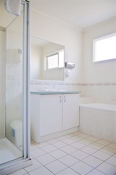 Lamplighter Motel - Mackay Tourism 16