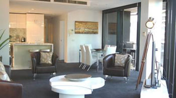 Docklands Executive Apartments - Mackay Tourism 14