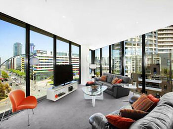 Docklands Executive Apartments - Mackay Tourism 18