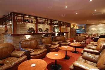 The Hermitage Motel - Mackay Tourism 21