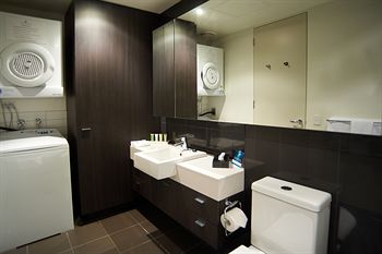 Amity South Yarra Apartments - Mackay Tourism 9